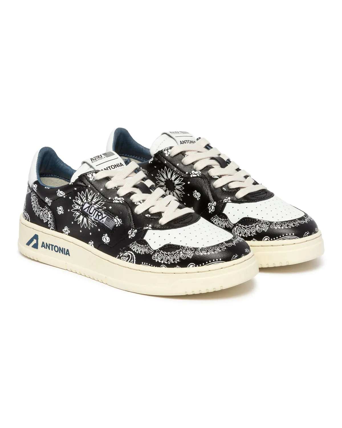 01 Bandana Low Sneakers