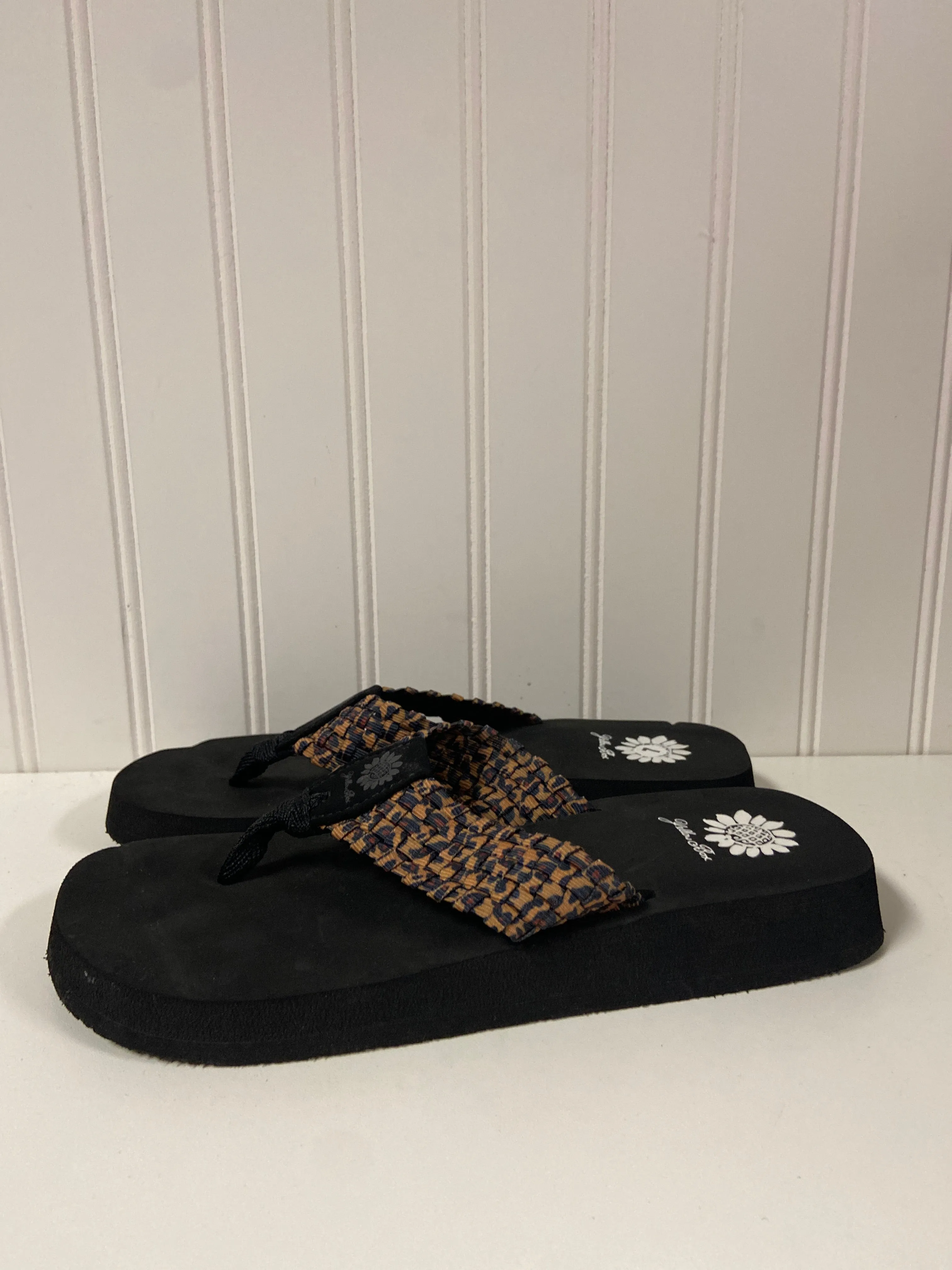 Animal Print Sandals Flip Flops Yellow Box, Size 7