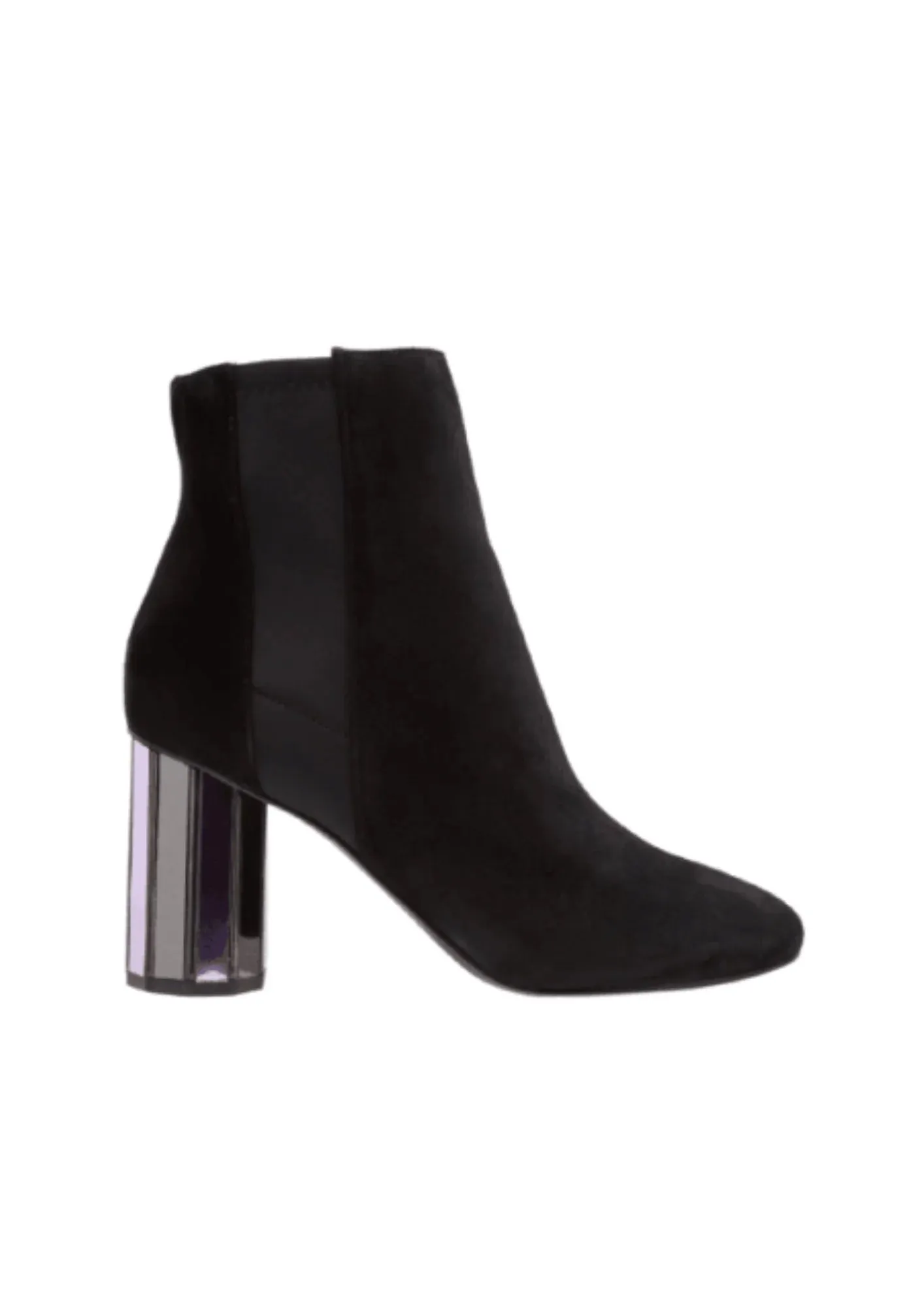 BLACK HIGH-HEELED BOOTS