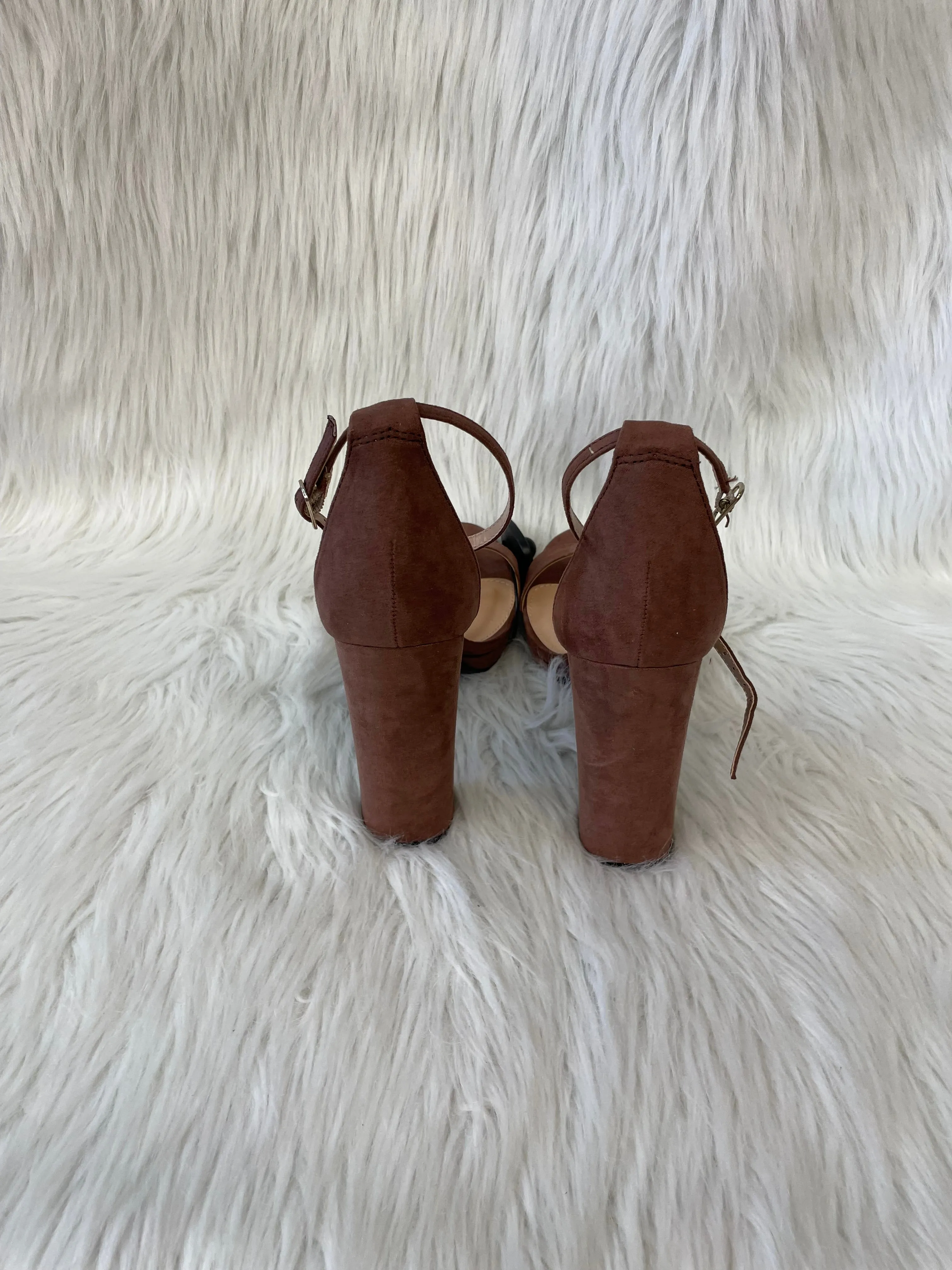 Brown Sandals Heels Block Fashion Nova, Size 10