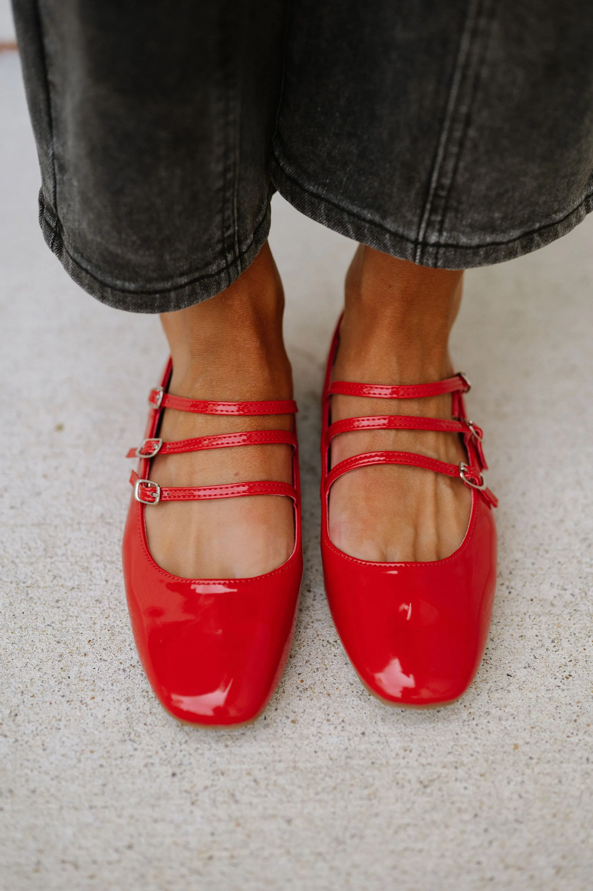 Layne Flats-Red